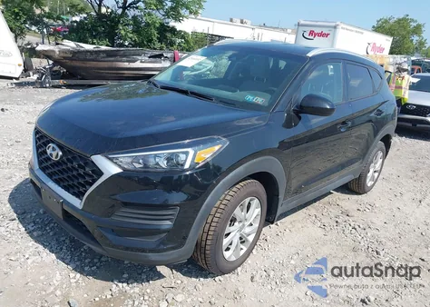 2020 Hyundai Tucson Value z USA, uszkodzony, nr VIN KM8J3CA45LU102868